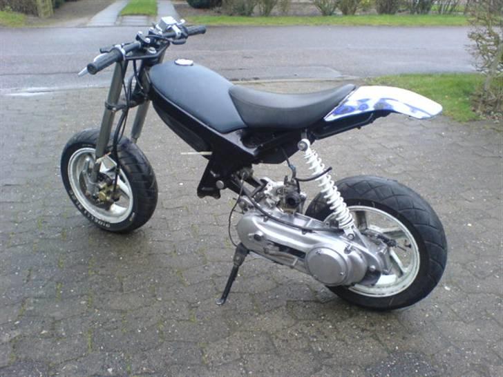 Suzuki Street™ // Stjålet ! billede 6