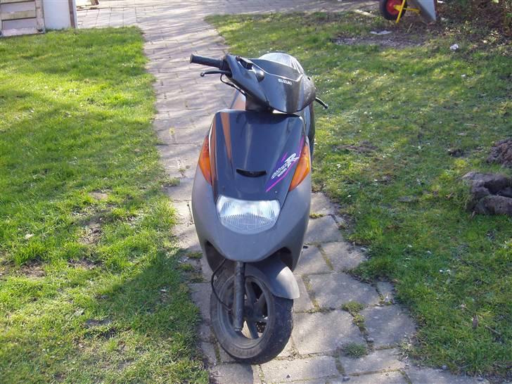 Suzuki Address R billede 2