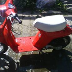Honda melodi solgt