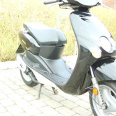 Yamaha Neos