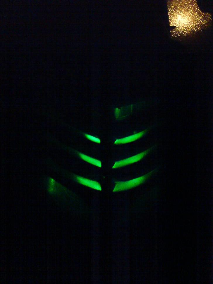 Aprilia sonic (solgt) :'( - Grøn neon, ikke særlig tydligt når lyset foran er til, og om dagen :( billede 8