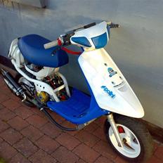 Yamaha Jog Numse rideren!