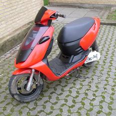 Aprilia sonic ac