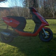 Aprilia Sonic 2002 'SOLGT'