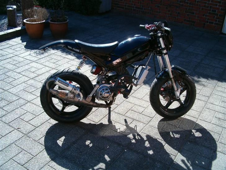 Suzuki street solgt billede 1