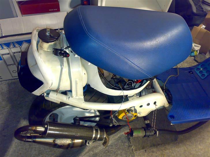 Yamaha Jog Numse rideren! billede 4