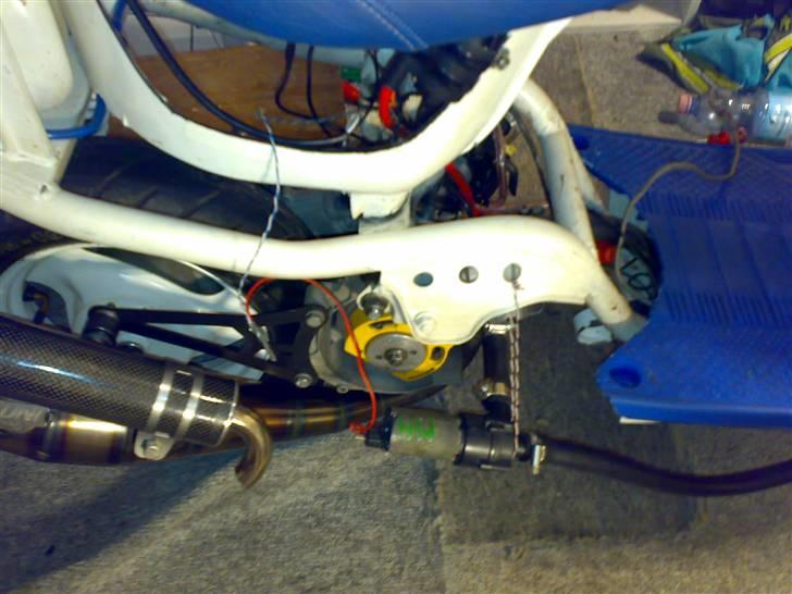 Yamaha Jog Numse rideren! billede 5