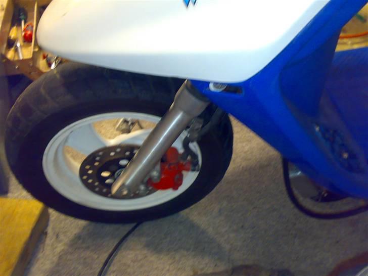 Yamaha Jog Numse rideren! billede 10