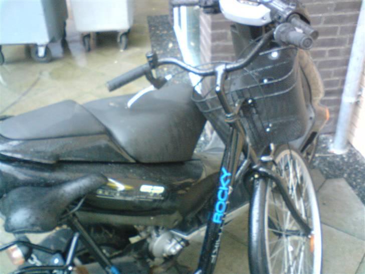 Aprilia SR 50 LC (SOLGT) billede 3