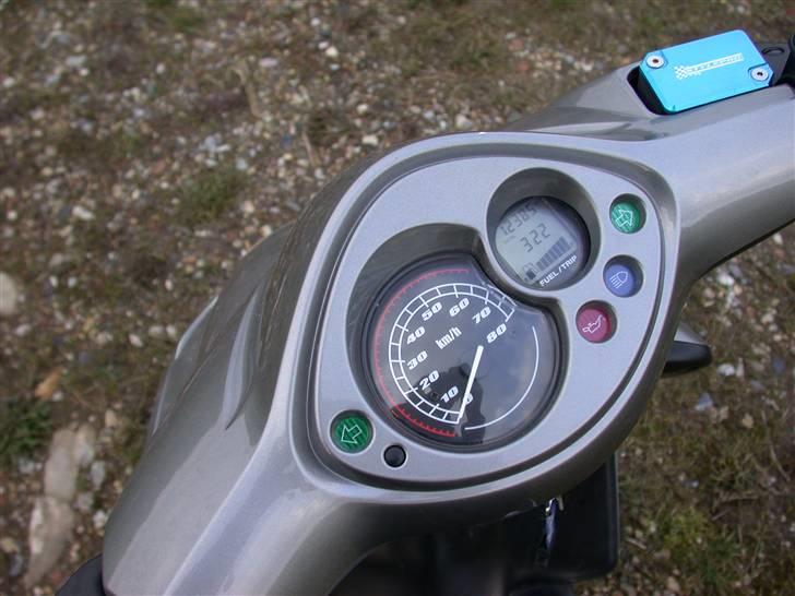 Yamaha Jog R AC Nu med sport :D  billede 6