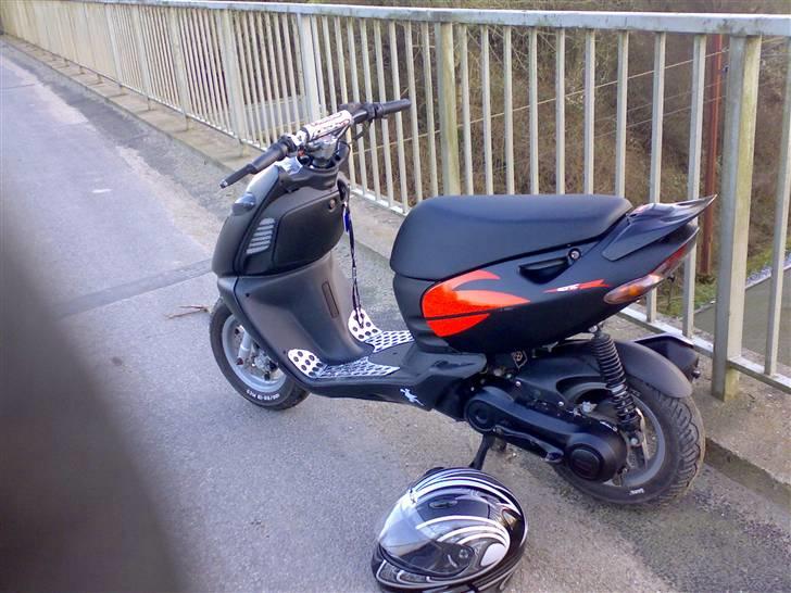 Aprilia #Sonic'^ ²ºº5 <3  * VÆK * - UFH !  xD billede 3