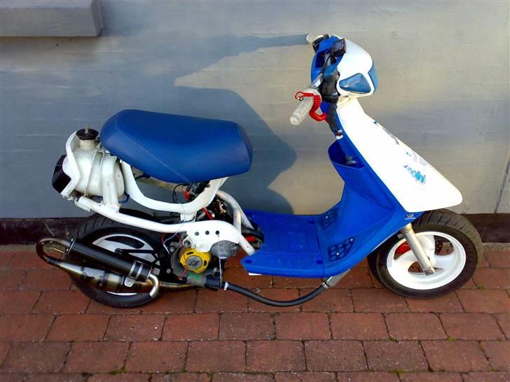 Yamaha Jog Numse rideren! billede 11