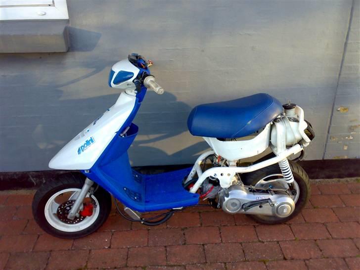 Yamaha Jog Numse rideren! billede 12