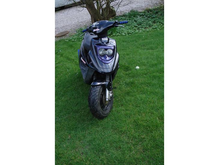 {{currentPhoto.altText}} billede {{currentPhoto.number}}