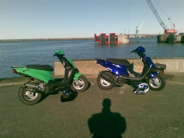 PGO hot 50 Hirtshals<3 død - min den grønne, kasser`s den blå. den er fed billede 3