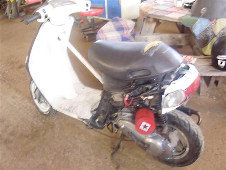 Piaggio zip solgt - stel forstærker sat på fra tidliger ejer billede 2