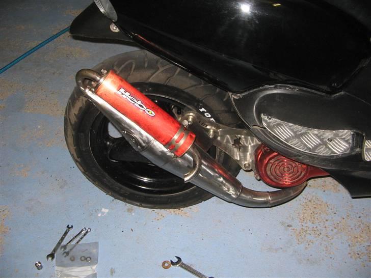 Yamaha Neos - som ny! ny slebet udstødning og resten af scooteren er blevet poleret billede 14