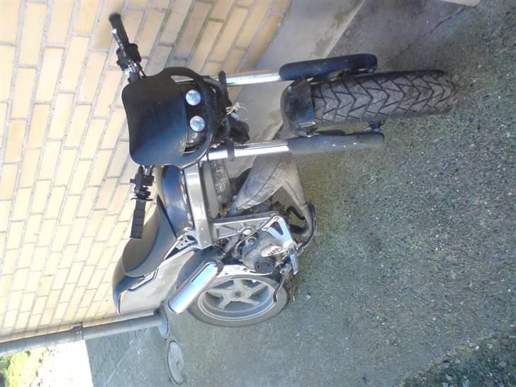 Suzuki Street Magic! SLOGT! :( billede 1