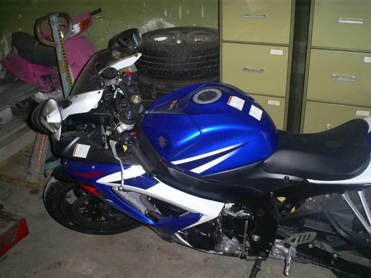 Piaggio zip (SOLGT) - min fars gixxer =D billede 8