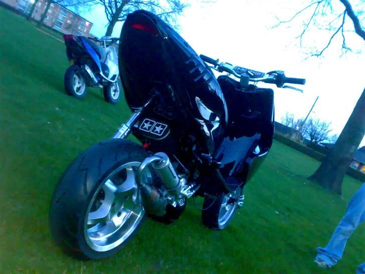 Yamaha Aerox Pata negra SOLGT billede 7