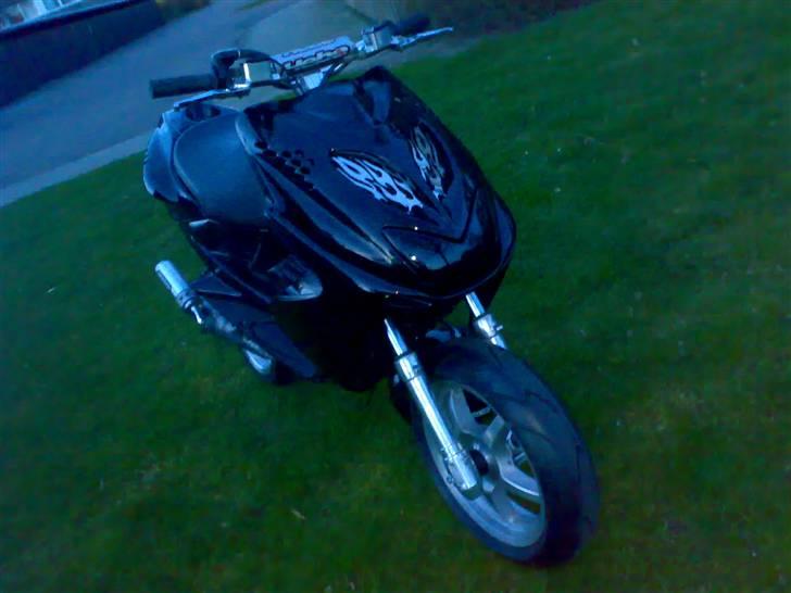 Yamaha Aerox Pata negra SOLGT billede 11