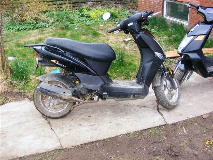 Kymco agility 50  - Kymco´en i haven billede 4