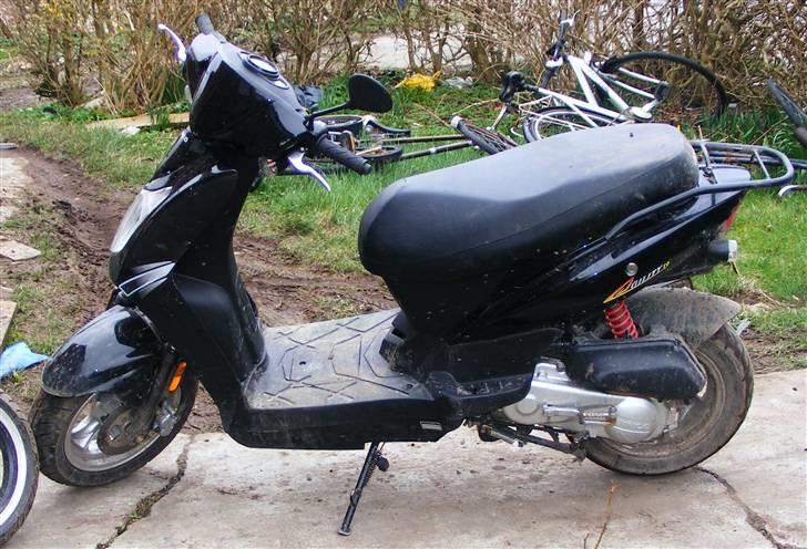 Kymco agility 50  - sideverts - flotte linier  billede 6