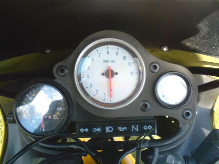 Aprilia Rs 50 ™ - omdrejninger og speedo kører den nemt ud=) billede 12