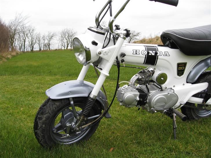 Honda Dax ST50 billede 1