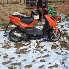 Aprilia SR 50 LC DD  solgt