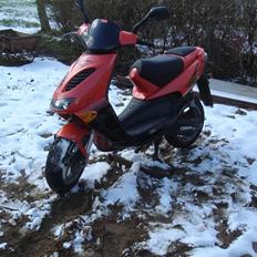 Aprilia SR 50 LC DD  solgt