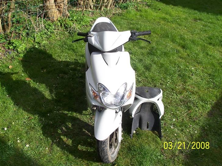 Yamaha jog SOLGT billede 3