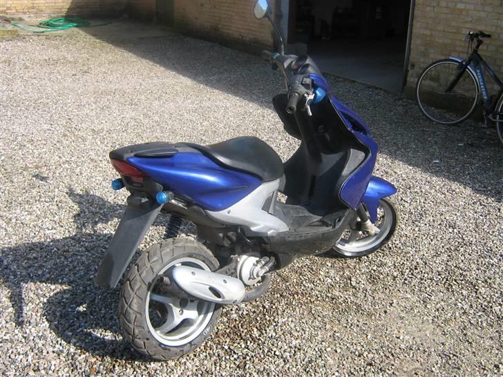 Yamaha Aerox LC DD  solgt - Der mangler et støtteben! Det er bestilt! billede 3