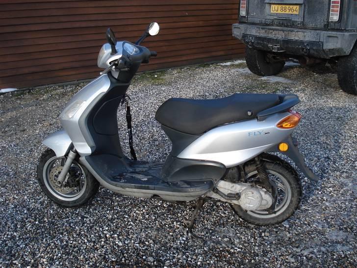 Piaggio FLY 70cc  billede 2