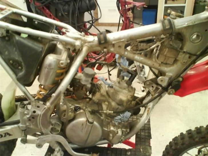 Honda cr 85  SOLGT for 8000 kr billede 2