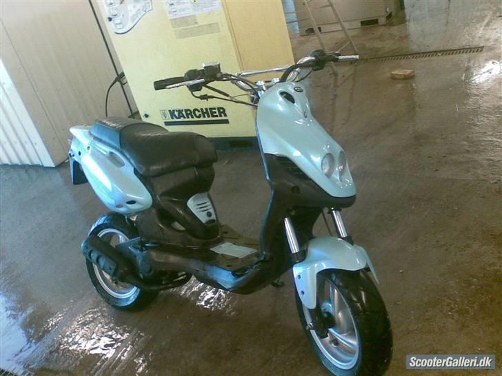 PGO pmx naked billede 1