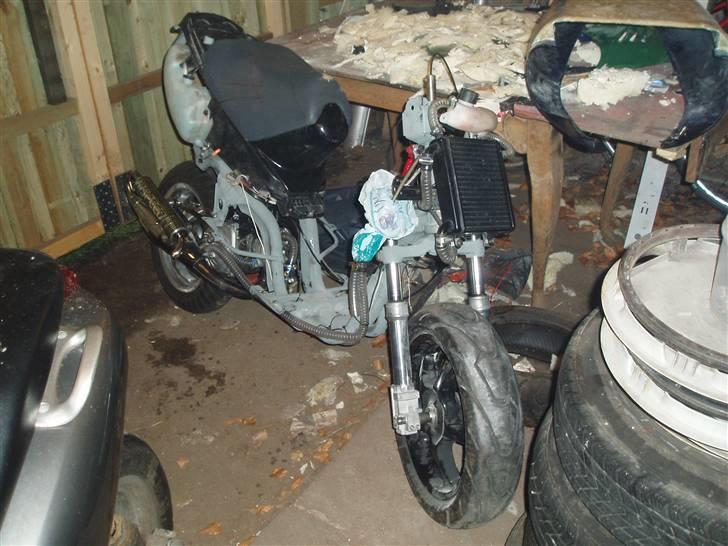 Aprilia SR 50 / Aerox SOLGT billede 14