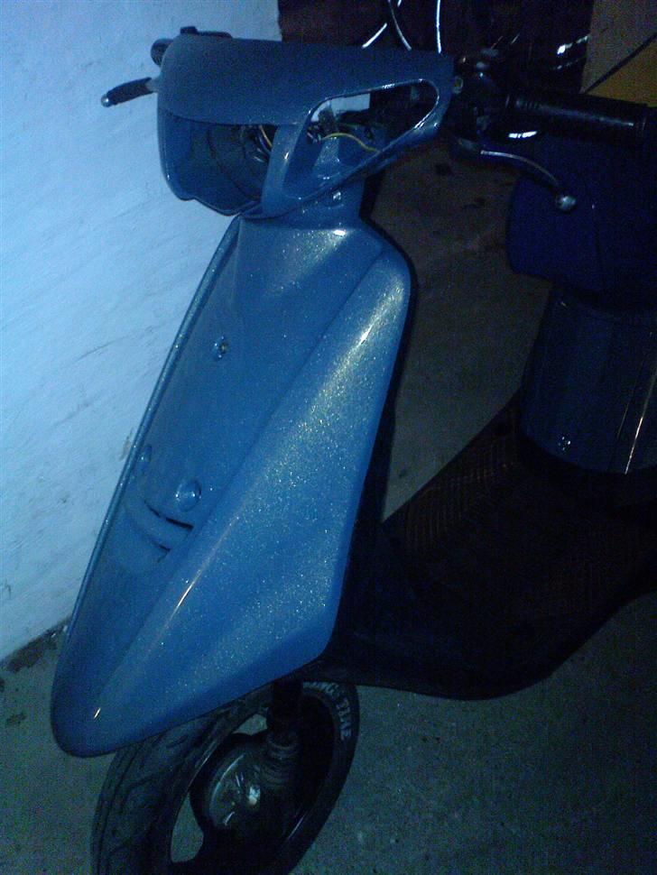 Yamaha Jog AS Stjålet - Her kan man se lidt lækker glitter, i kamæleon skjoldene. billede 14