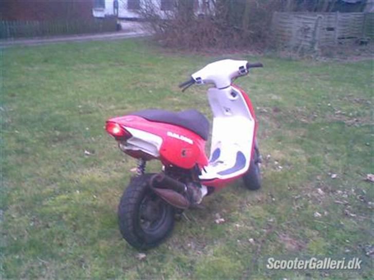 Aprilia rally solgt billede 1