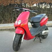 Yamaha NEOS // Red Edition