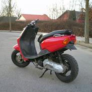 Yamaha NEOS // Red Edition