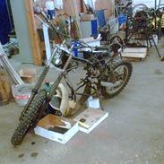 Suzuki RM 185 