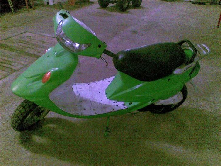 Kymco K12  $SOLGT$ - Som den står nu billede 1