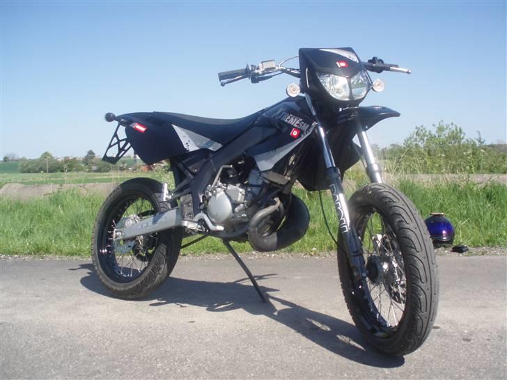 Derbi Senda Xtreme SM (Solgt) - Lidt nye billeder i solskin skader ikke . :D billede 2