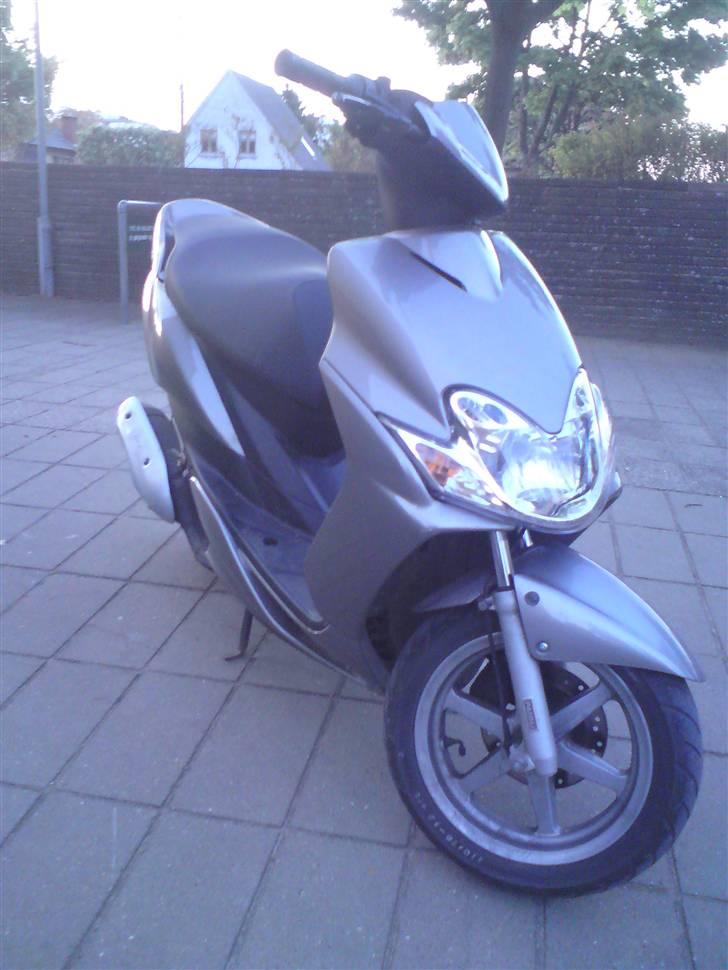 Yamaha JOG R - B Ý T T E T billede 1