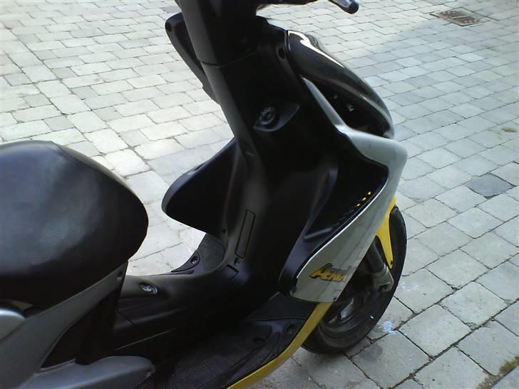 Yamaha Aerox LC DD solgt - efter de fik rå linolie billede 18