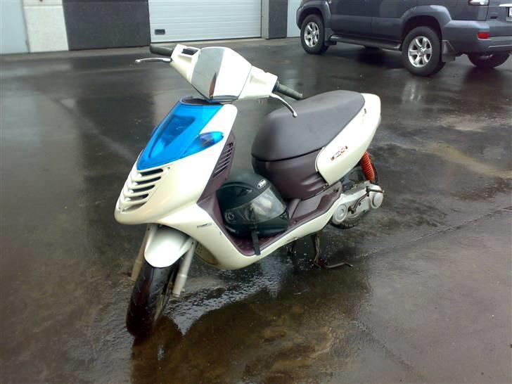 Aprilia Sonic **SOLGT** - Før den blev malet. ** billede 6