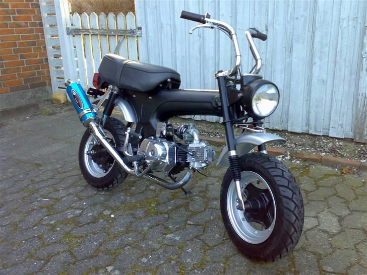 Honda dax a st50 billede 3