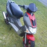 Kymco Super 9 Solgt!