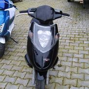 Aprilia sonic AC